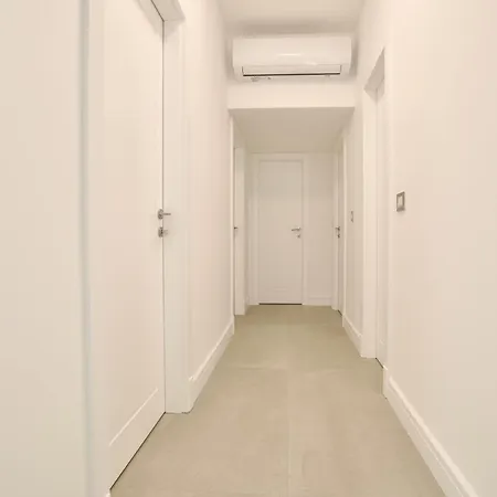 Apartment Premium By Hi5- Near New York Cafe