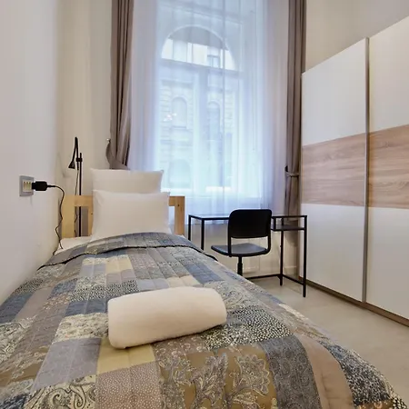 Apartment Premium By Hi5- Near New York Cafe *